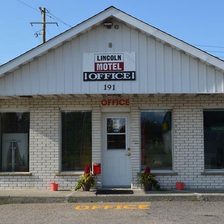 Lincoln Motel Sturgeon Falls ภายนอก รูปภาพ