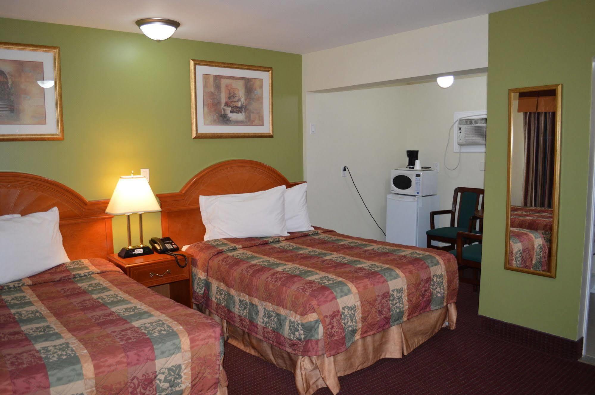 Lincoln Motel Sturgeon Falls ภายนอก รูปภาพ