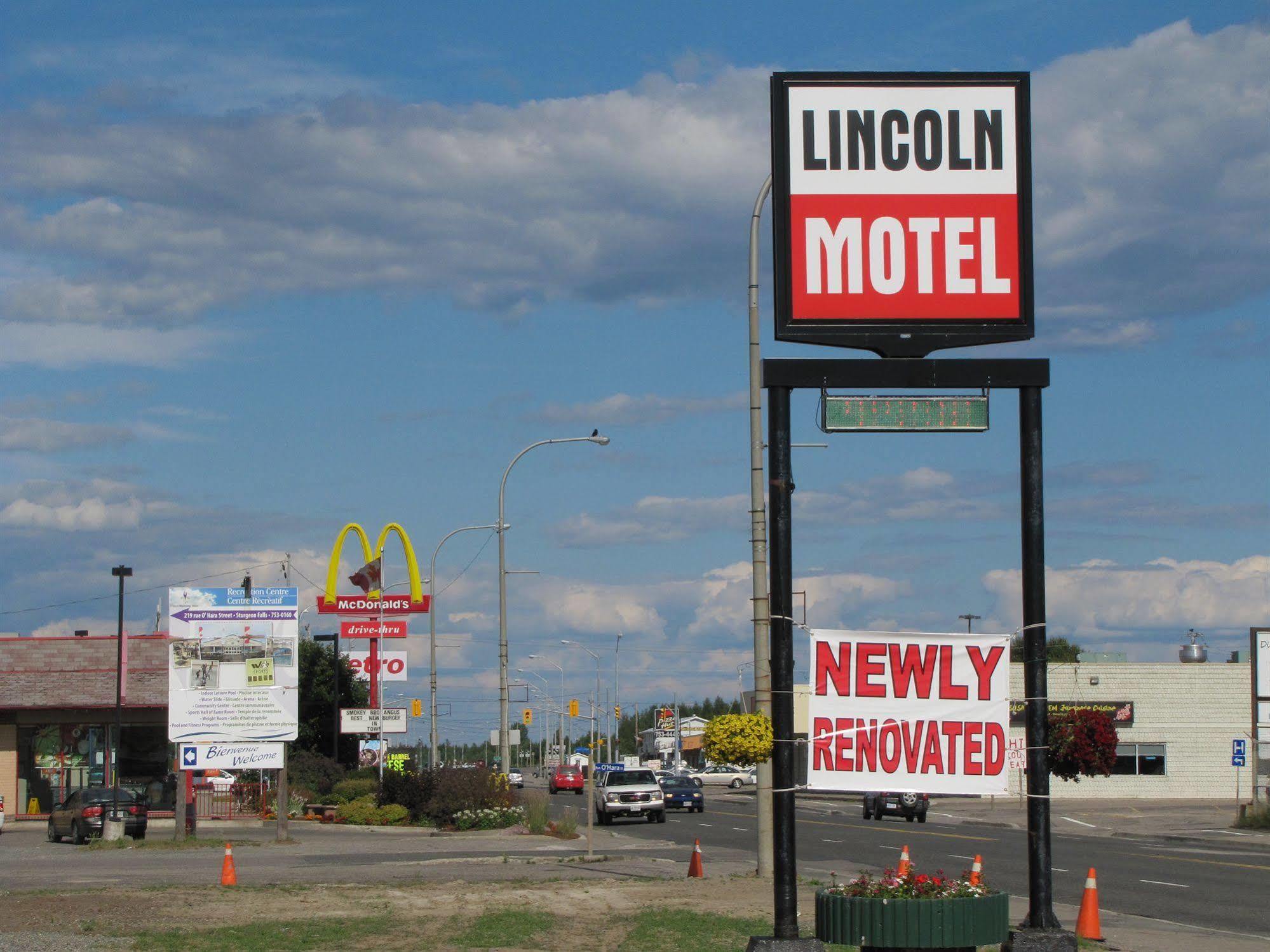 Lincoln Motel Sturgeon Falls ภายนอก รูปภาพ